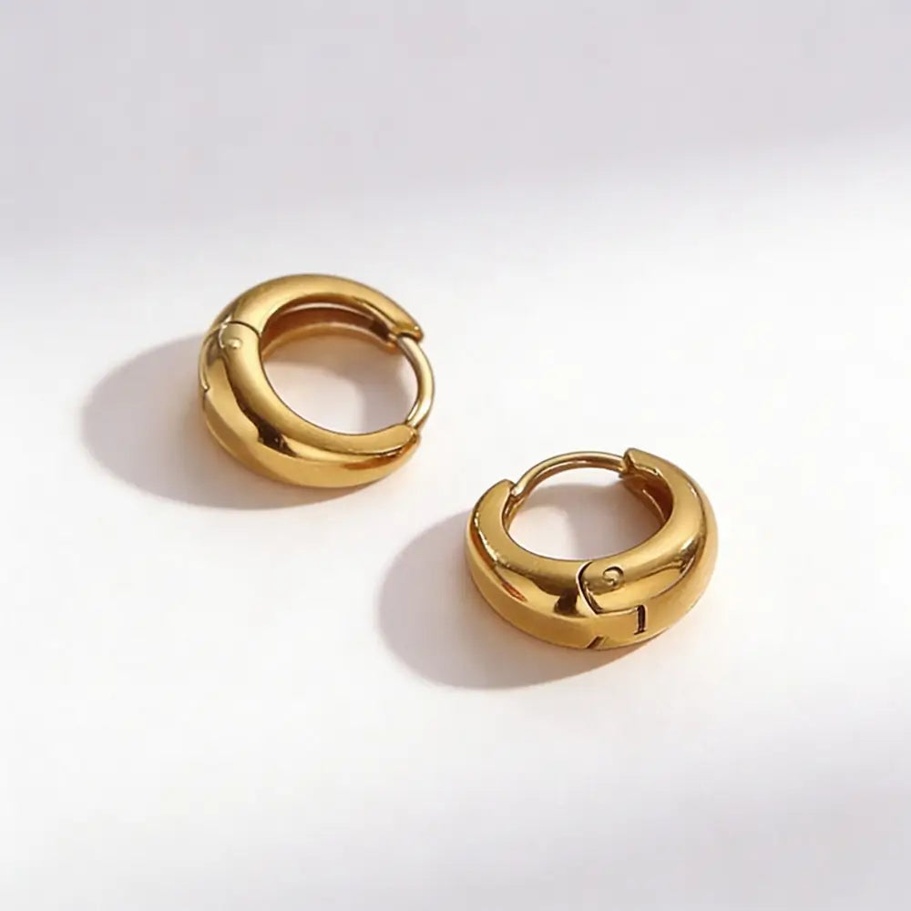 Aurelia Curved Minimalist Earrings