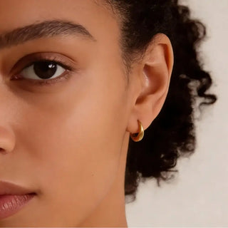 Aurelia Curved Minimalist Earrings