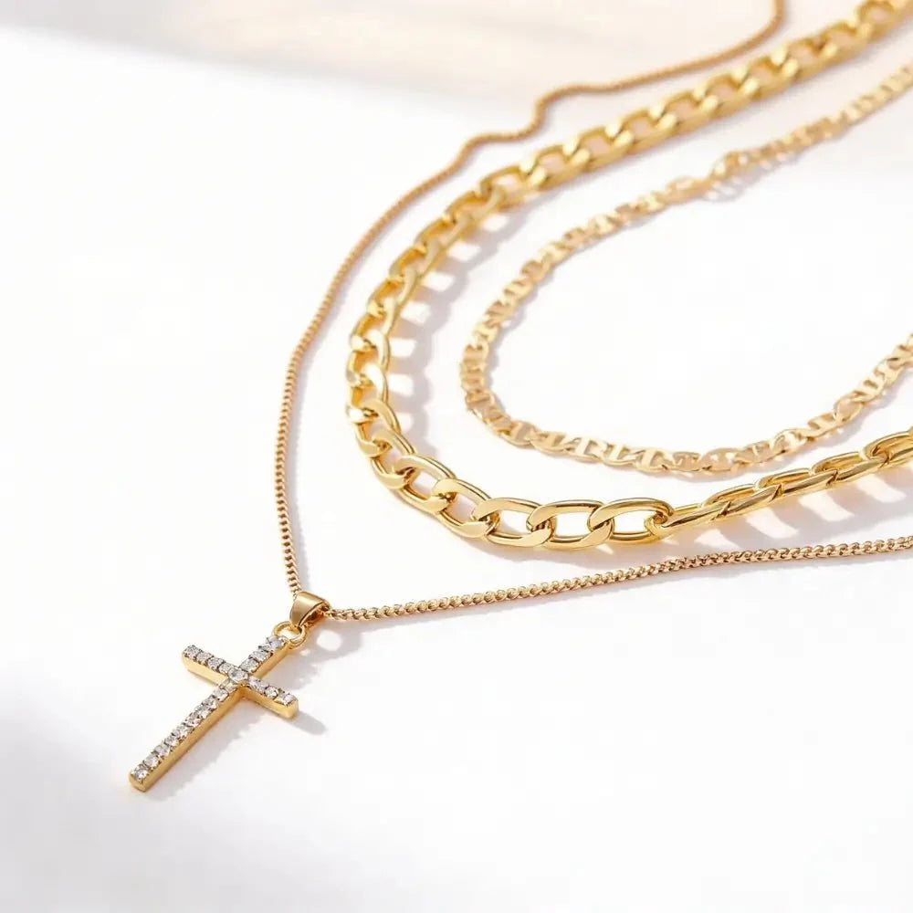 Novera Cross - Macro