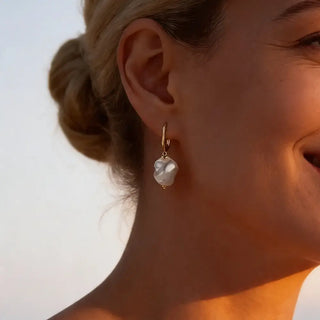 Alméra Pearl Drop Earrings