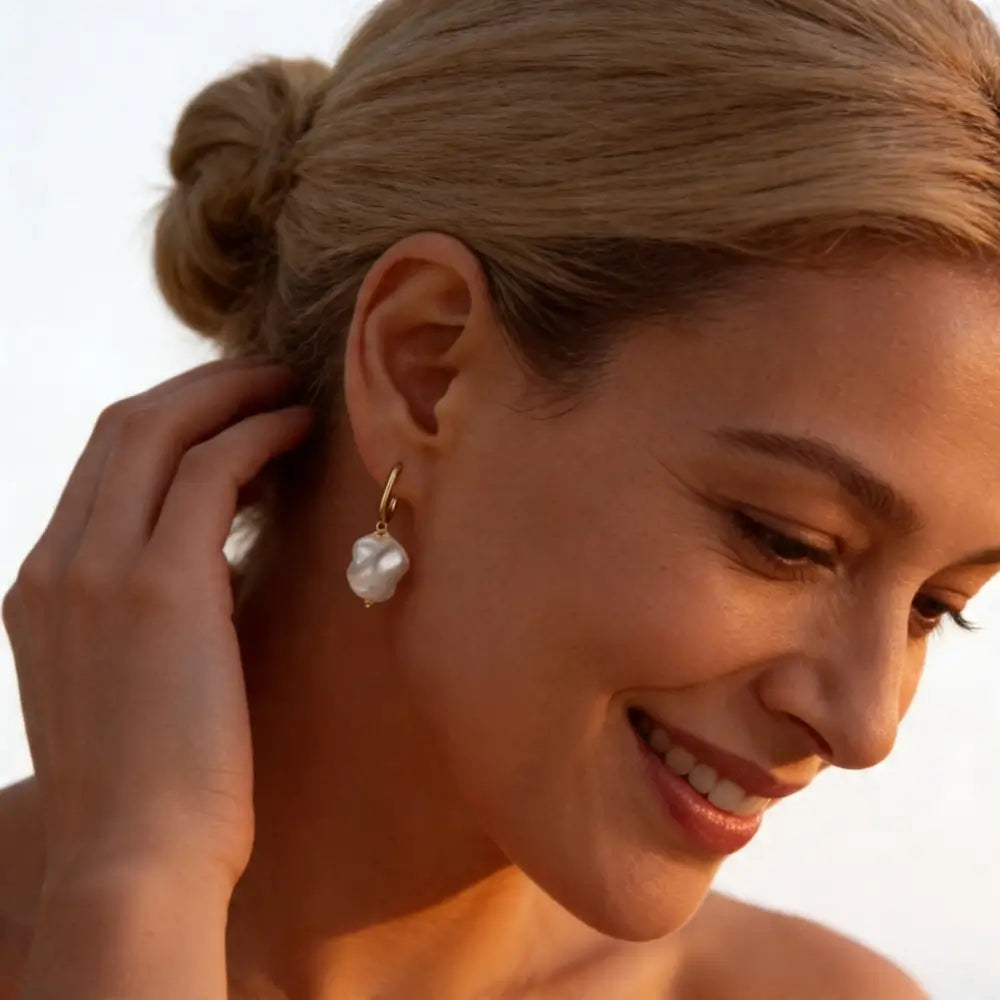 Alméra Pearl Drop Earrings
