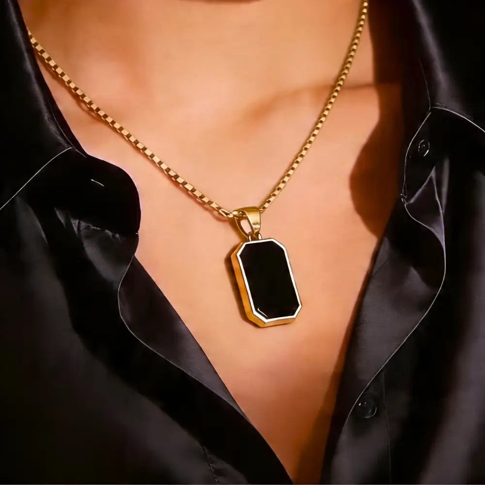 Vesper Rectangle Pendant Necklace
